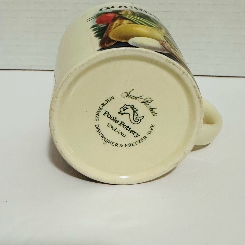 Vintage Poole Pottery set of 2 coffee mugs. Musk Melon, Gourds